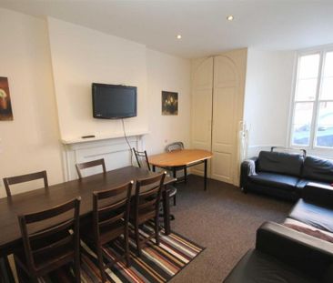 1 bedroom private hall to rent - Photo 1