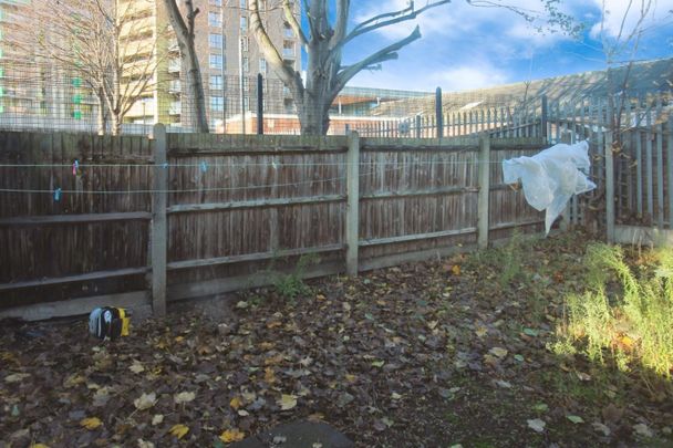 1 bedroom Flat To Let Total Size: 548 SQ FT - Photo 1