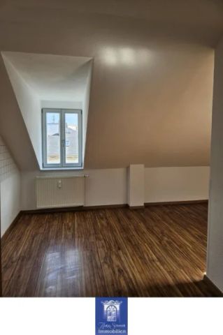 Individuelle und moderne Familienwohnung mit großem Balkon unterm Dach! - Foto 4