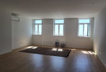 Apartamento T2+1 duplex na Foz Velha - Porto