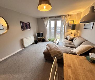 2 bedroom apartment to rent - Photo 2