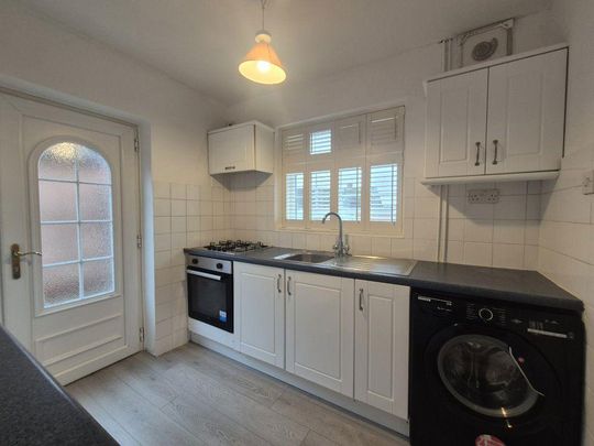 2 bedroom bungalow to rent - Photo 1