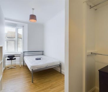 5 bedroom terraced house to rent - Photo 6