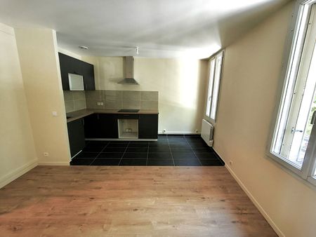 Location Appartement 3 pièces 52m² - Photo 2