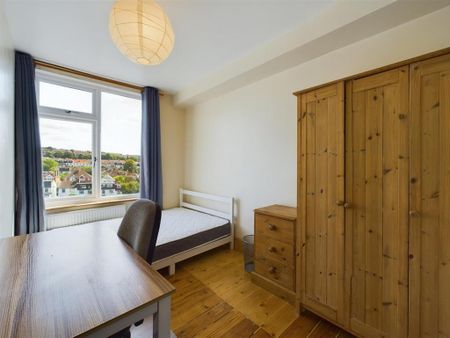 4 bedroom maisonette to rent - Photo 3