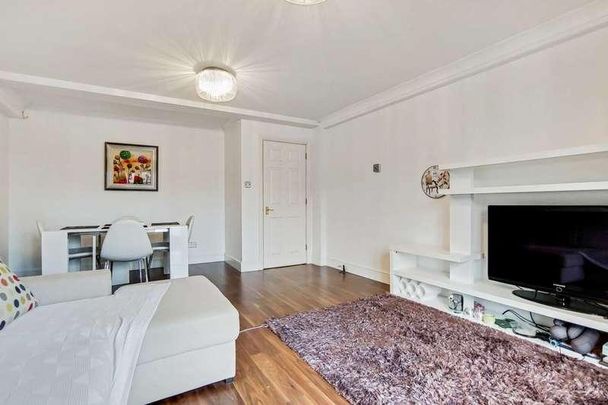 Garnet Street, Wapping, E1W - Photo 1