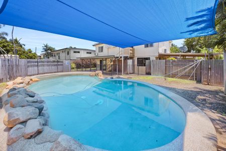 Spacious Highset Family Home with Pool - Photo 5
