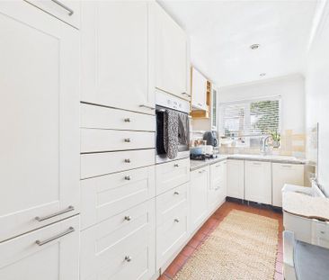 2 bedroom bungalow to rent - Photo 1