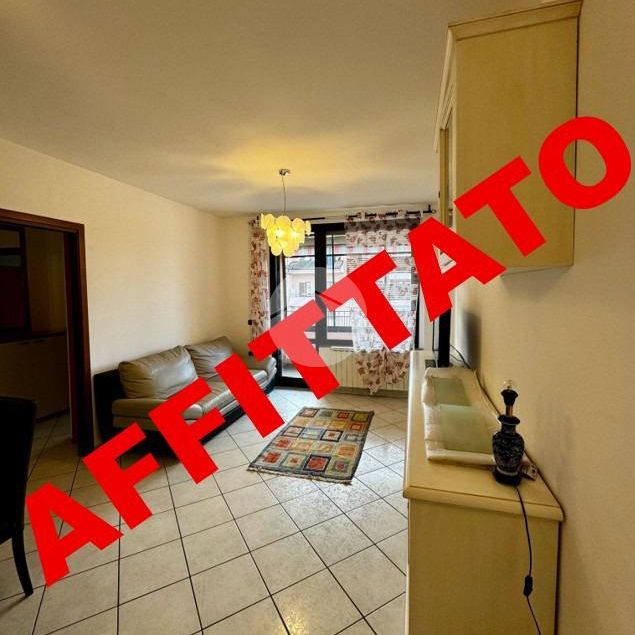 Trilocale in affitto - Photo 1