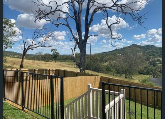 1/38 Mcinnes Crescent, Glenvale - Photo 1