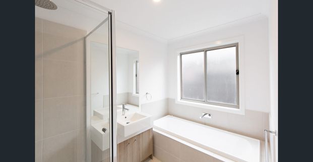 FAMILY HOME! - Photo 1