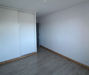 Location Appartement 2 pièces 49m² - Photo 2