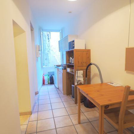 Location Appartement 2 pièces 27m² - Photo 3