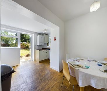 4 bedroom semi-detached house to rent - Photo 2