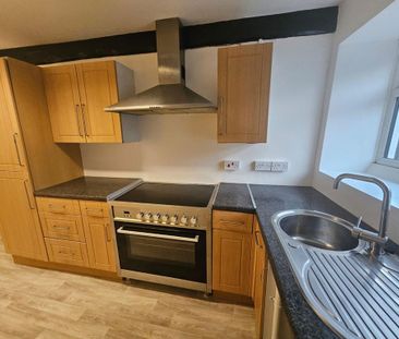 2 bedroom ground floor flat to rent - Photo 6