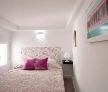 Calle de Santoña, Madrid, Community of Madrid 28026 - Photo 3