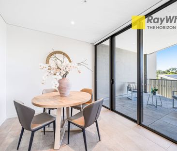 Well-Designed 2-Bedroom Apartment in Prime Green Square Location - Photo 5