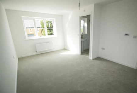 5 bedroom private hall to rent - Photo 2