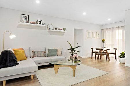 Stylish Boutique Ground Floor Apartment - Photo 2