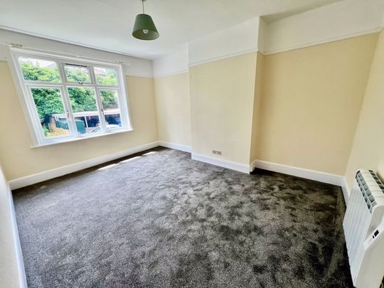 Winton, Bournemouth - Photo 1