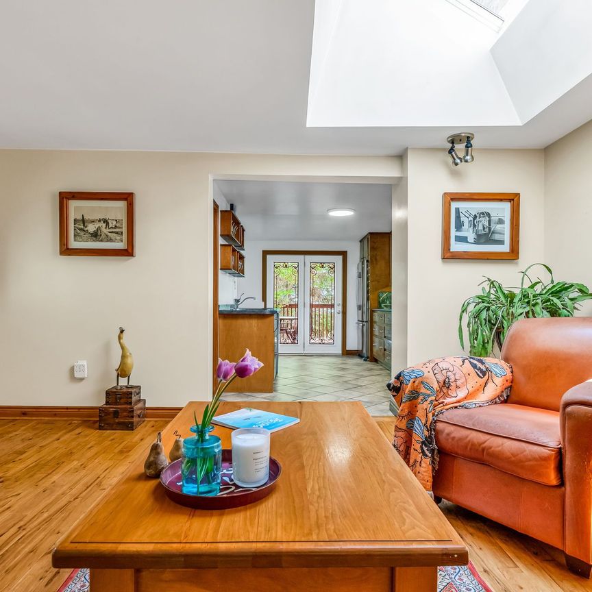 For Lease - 42 Forty First St Street, Toronto, Ontario - Photo 1