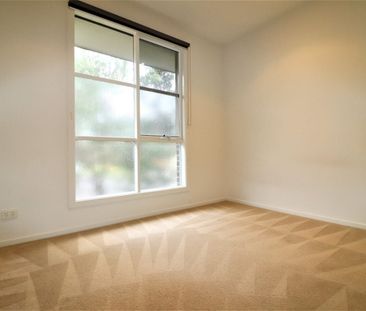 Springthorpe Estate Delight! - Photo 4