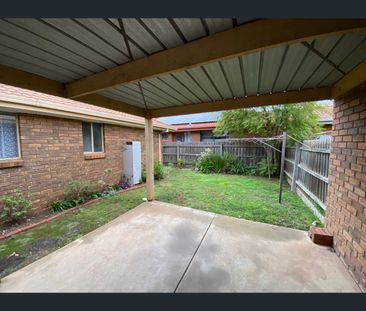 1/259 McGrath Road, Wyndham Vale, Vic 3024 - Photo 6