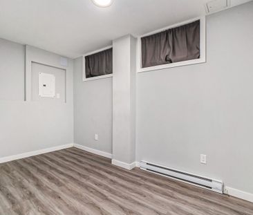 For Lease - 1675 Baseline Road Unit# B, Belair Park - Copeland Park... - Photo 1