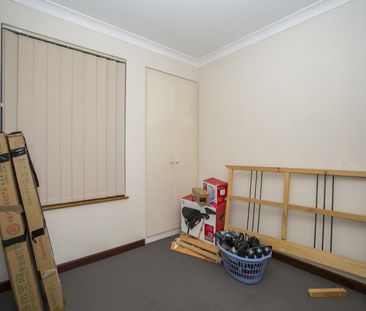 77 Walanna Drive, Karawara WA 6152 - House For Rent | Domain - Photo 4