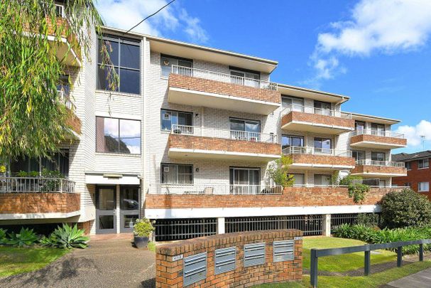 Ultra Convenient Location, Sun Filled Property - Photo 1