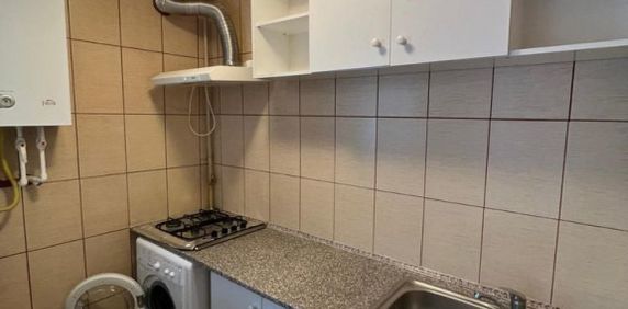 De inchiriat garsoniera in zona Take Ionescu cu centrala proprie - Photo 2