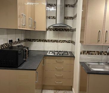 1 Bed Flat, Black Prince Avenue, CV3 - Photo 5
