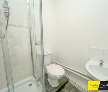 1 Bedroom Ground Floor Flat For Rent - Photo 3