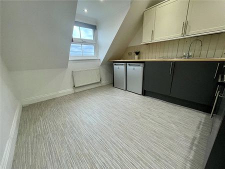 Campbell Road, Bournemouth, Dorset, BH1 - Photo 3