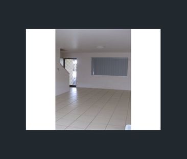 2 Bedroom Unit Close to Town - Photo 1