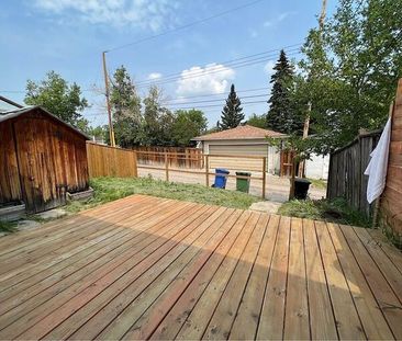 Cozy 2 Bedroom 1 Bathroom Close to Downtown Utilities & Internet included! | Calgary - Photo 1