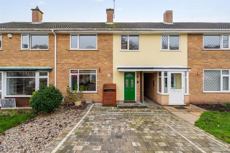 3 bed terraced house to rent in Ratcliffe Road, Solihull, B91 - Photo 2