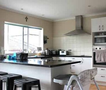 Elegant 4 Bedroom House - Photo 5