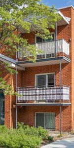 Logement 4 1/2 meublé, chauffé, éclairé métro Frontenac - Photo 4