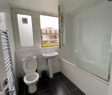 4 bedroom flat share to rent - Photo 2