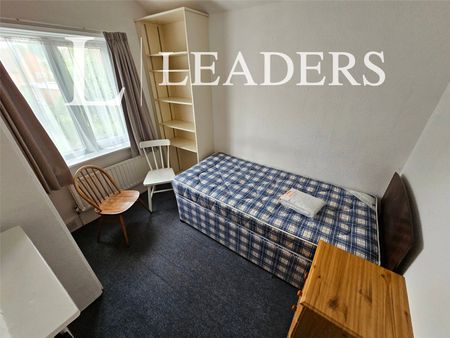 4 bedroom terraced to rent Stoneleigh Road, Kenilworth, CV8 - Photo 3