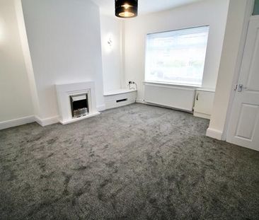 2 bedroom end of terrace house to rent - Photo 1
