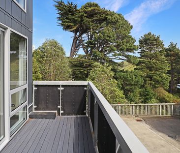 Townhouse Living - Photo 2