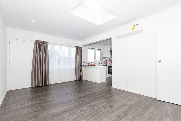 Beautiful home in a perfect location - Photo 1