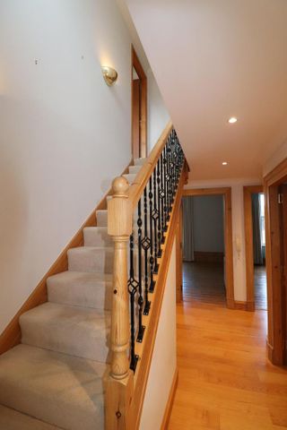 3 bedroom flat to rent - Photo 4