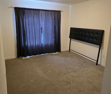 For Lease - 62 Dryden Lane, Hamilton, Ontario - Photo 4