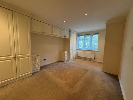 St Peters Road, Bournemouth, Dorset, BH1 - Photo 3