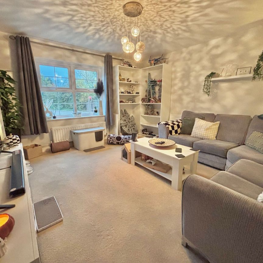 Currane Road, Nuneaton, CV10 - Photo 1