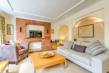 4 bedroom terraced house to rent - Photo 4