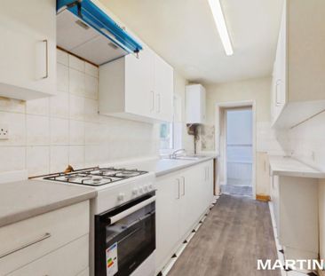 3 bedroom terraced house to rent - Photo 6